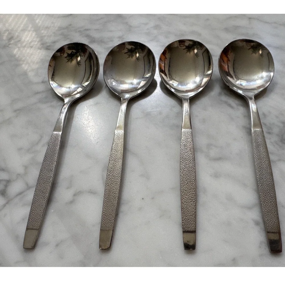 Wallace Silver Montisi Stainless Soup Spoons Textured Glossy Set of 4 Taiwan